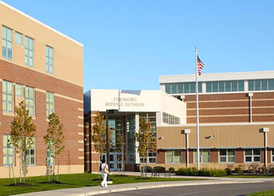 Exterior view of Fremont Middle School